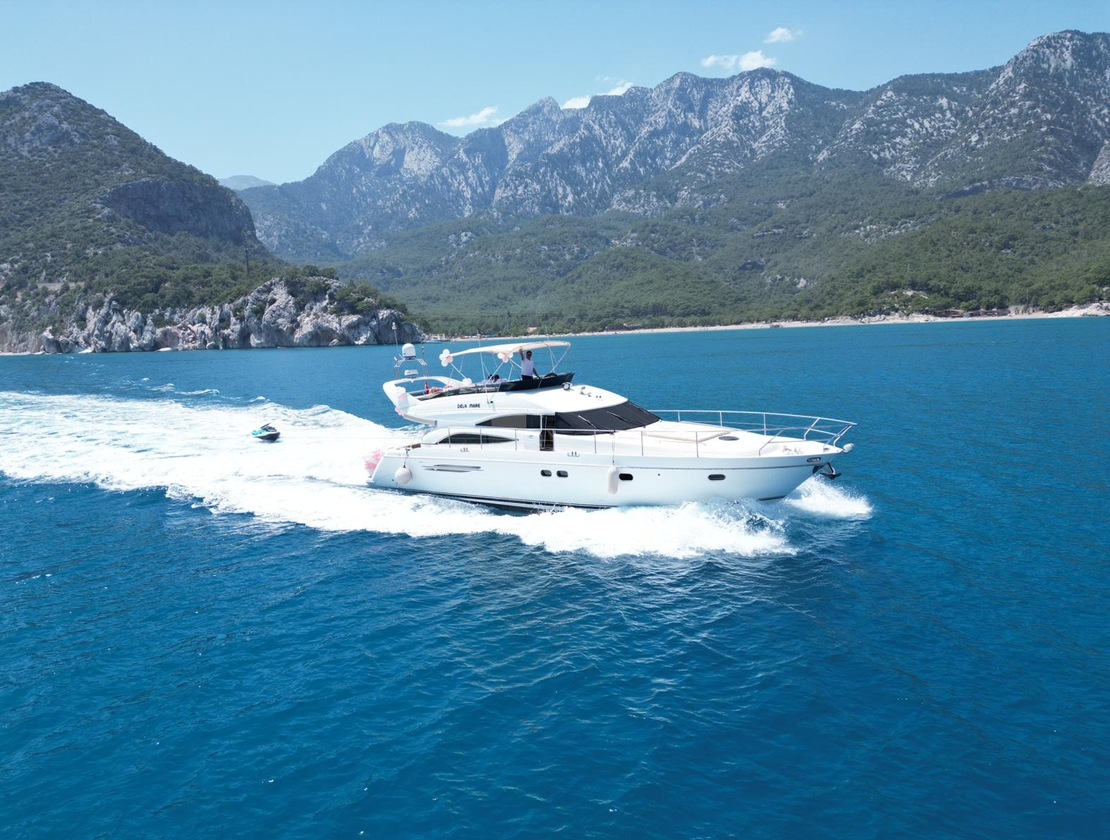 Antalya Yacht Rental 20m Custom 61